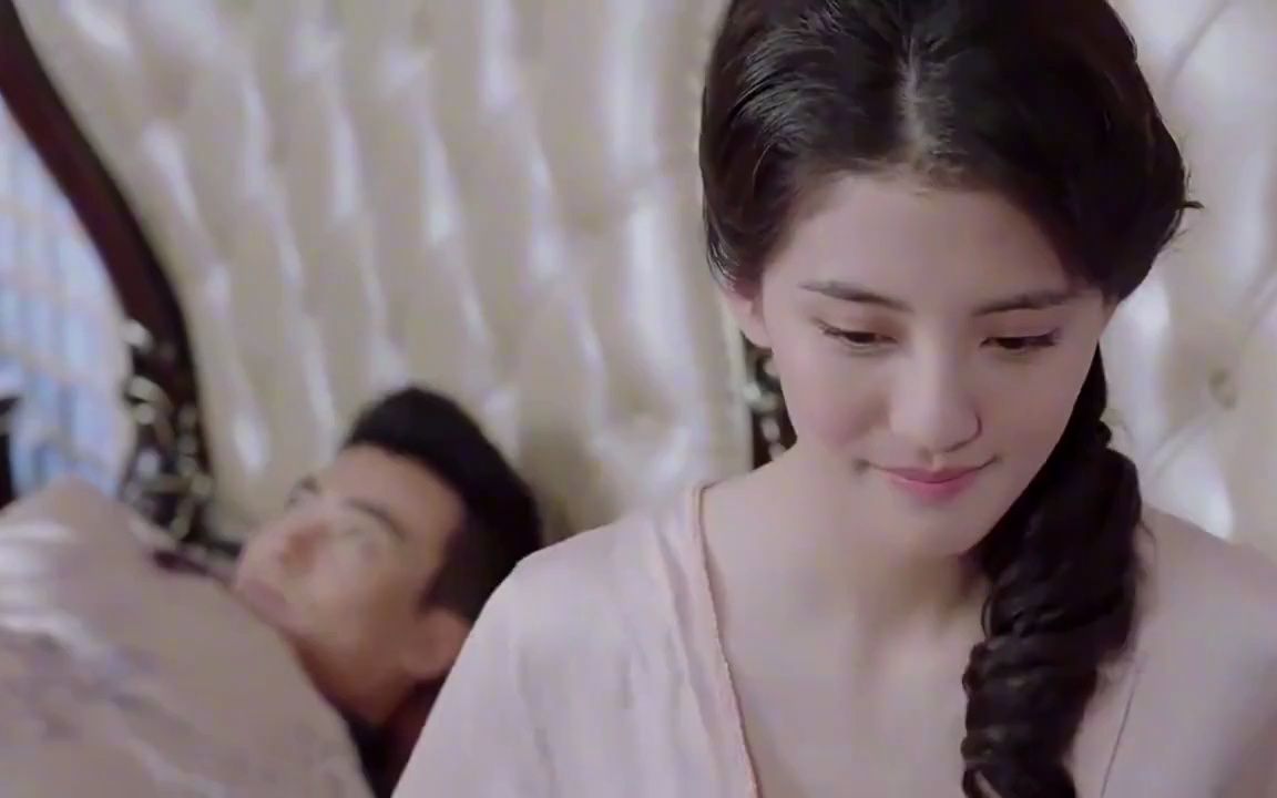 战地迷情:丈夫太累想要休息,怎料媳妇不断诱惑,终究难逃魔爪