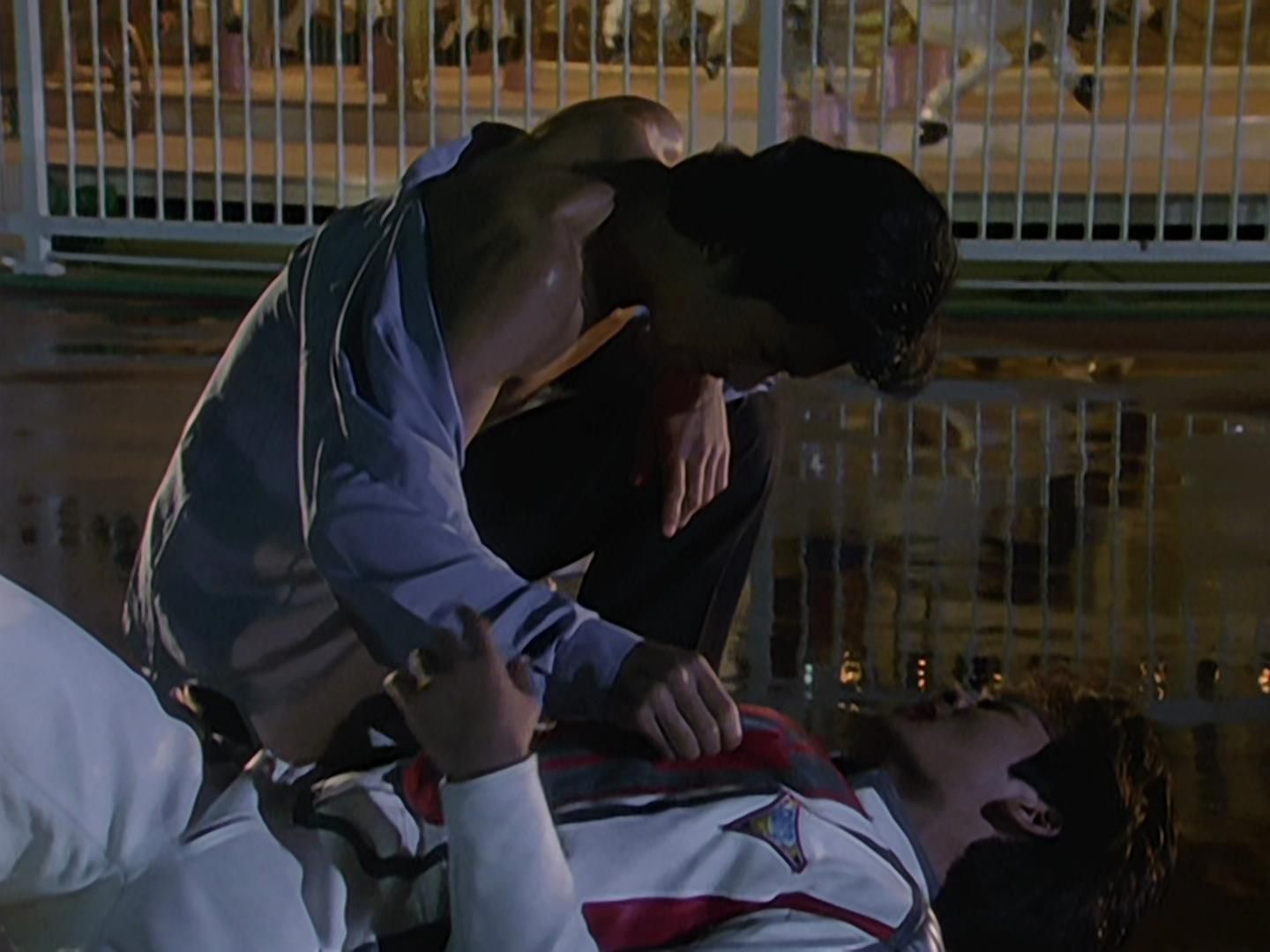 迪迦决战地底鲨鱼盖欧扎克,又一尊石像,神光棒被正木敬吾抢走!