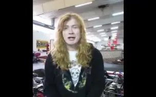 Скачать видео: Dave Mustaine 玩卡丁车