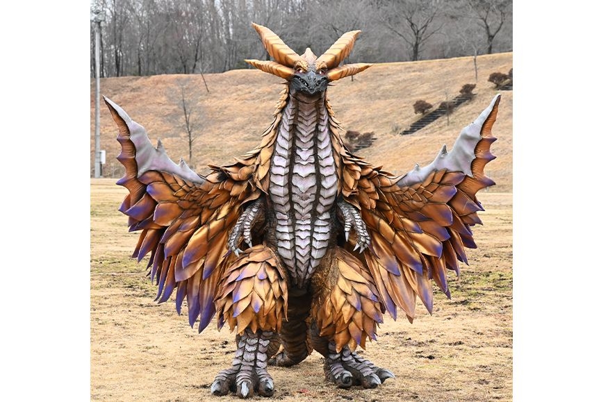 一口气看完德凯奥特曼里面的闪电怪鸟雏巴萨的能力!