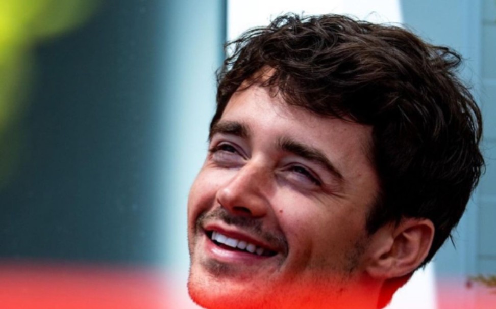 【CHARLES LECLERC】法拉利ins更新救命我们阿扣这震惊的小表情可爱死了啊啊啊啊啊啊 & 哈哈哈哈让阿莱西ins快拍更新的阿扣走路也是可可爱爱哔...