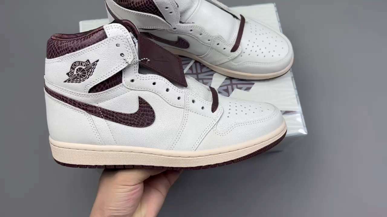 最强aj1amm灰棕蛇纹鉴赏!细节,品质登峰造极!