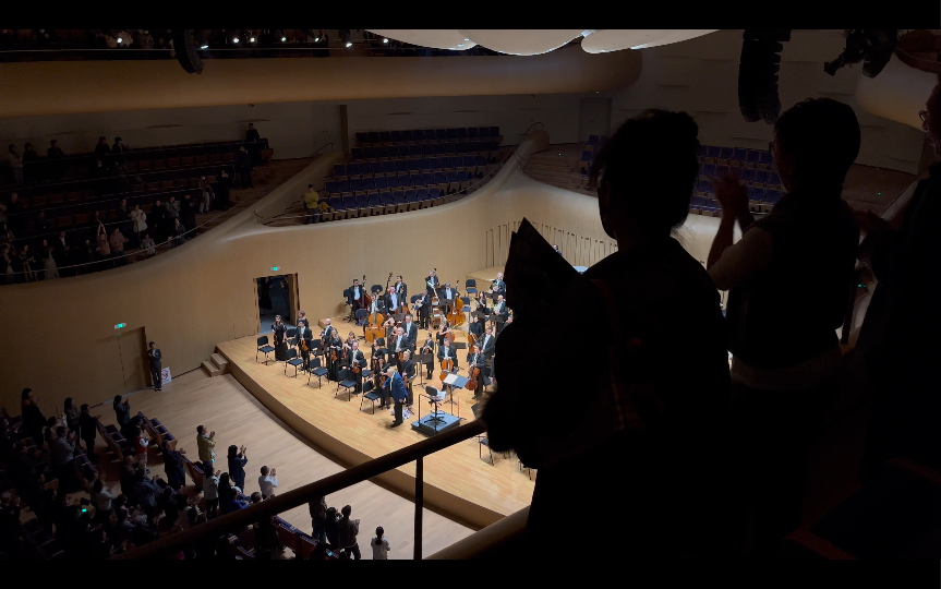 尼姆· 雅尔维与贝尔格莱德爱乐乐团西安长安乐·音乐厅演出谢幕