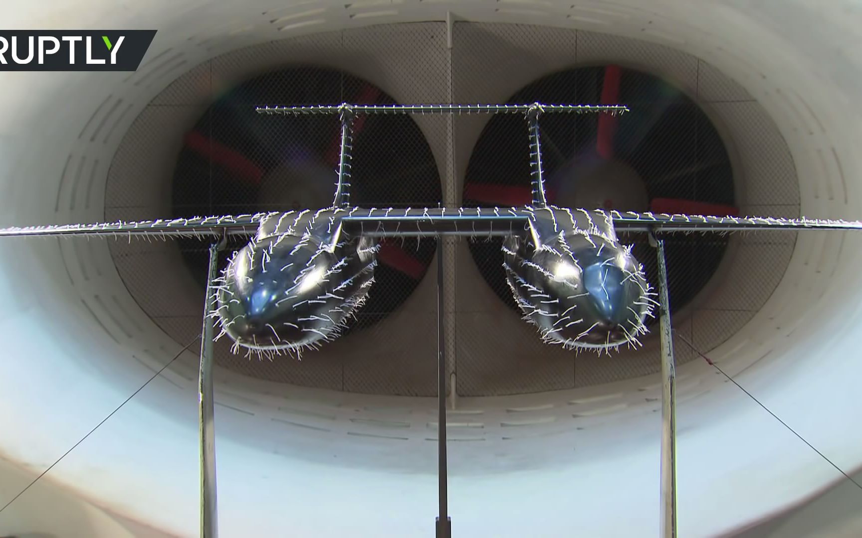 俄罗斯空军的风洞实验室有点邪恶