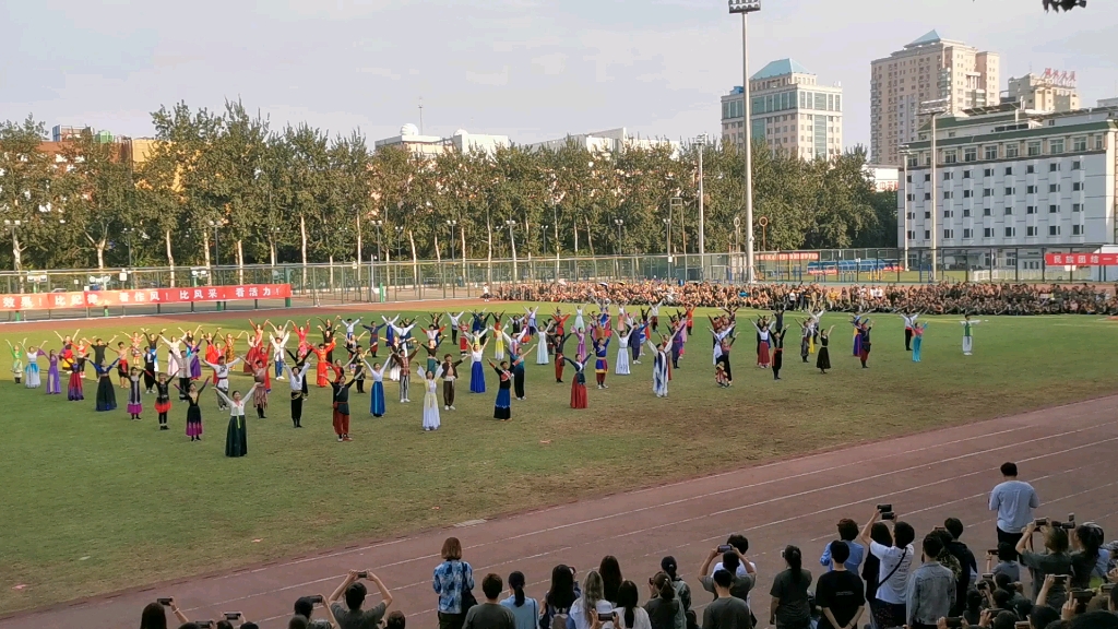 [图]中央民族大学2019舞蹈学院民族韵律操