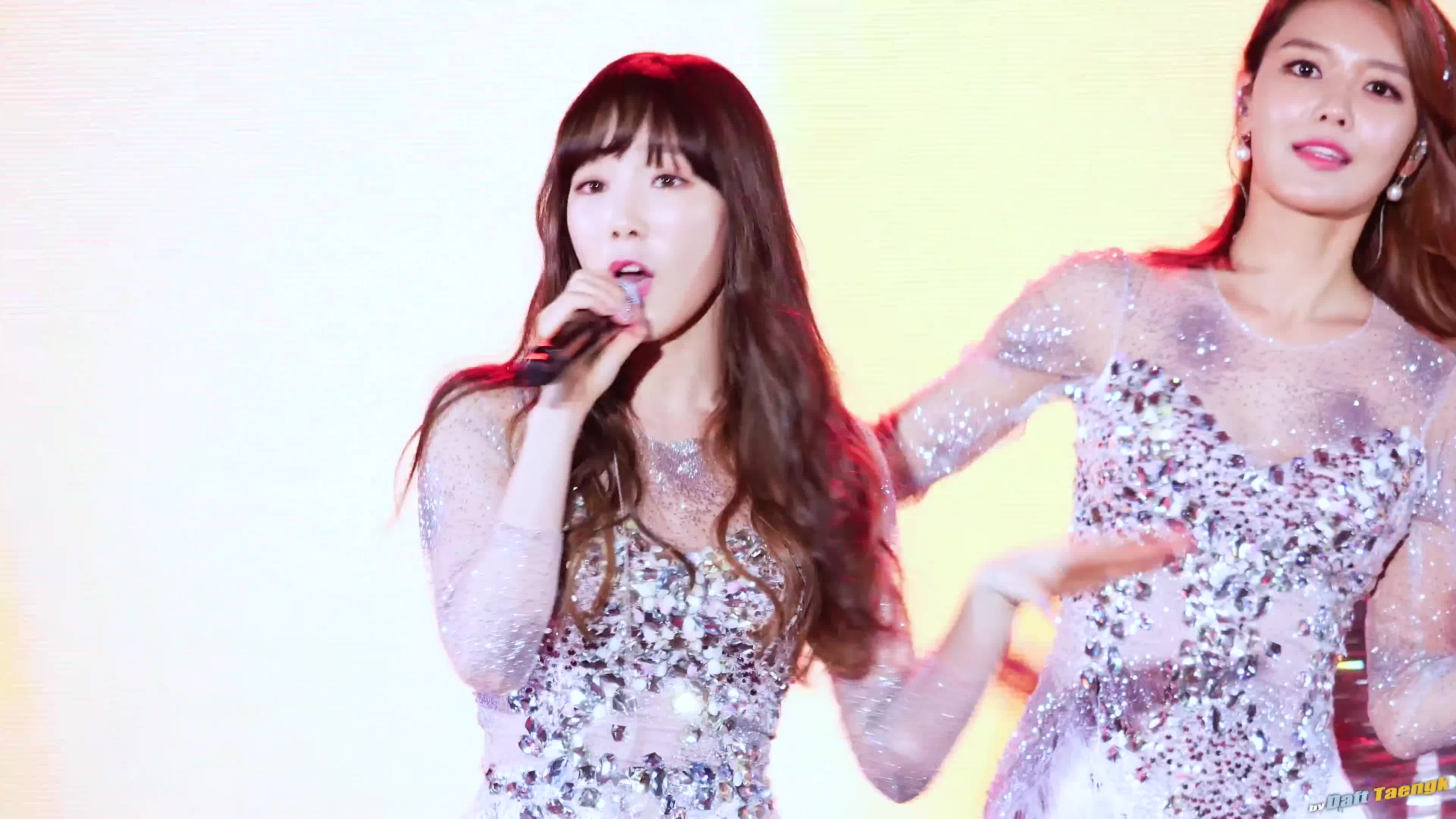 【超超】161126 webtv asian award 泰妍《party》饭拍 by dafttaengk