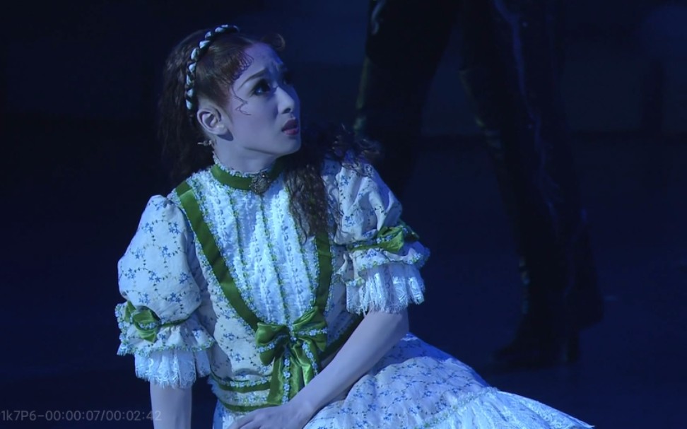 爱与死的轮舞-明日海里傲·娇【伊丽莎白】【我当时害怕极了】_哔哩