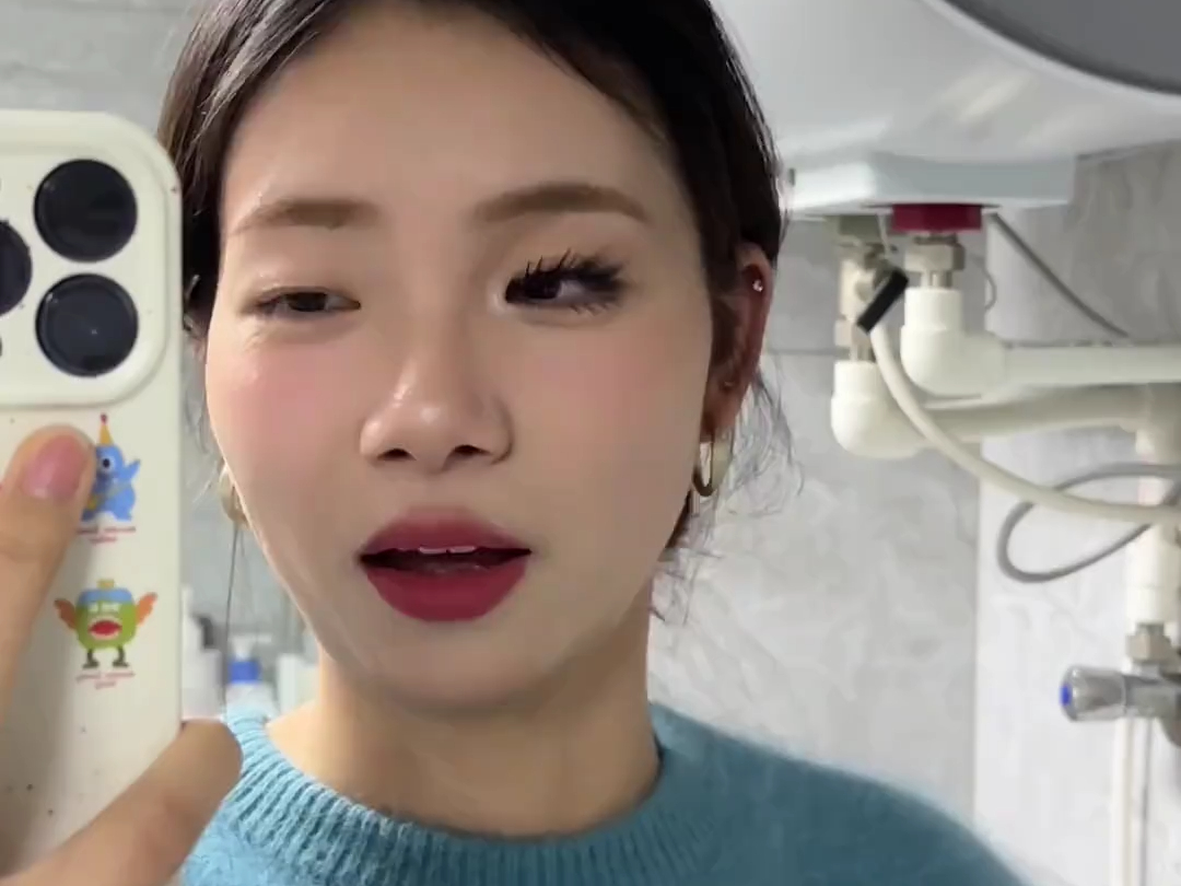 内双肿眼泡 开始迈蒜皮贴的坎儿了…飒!