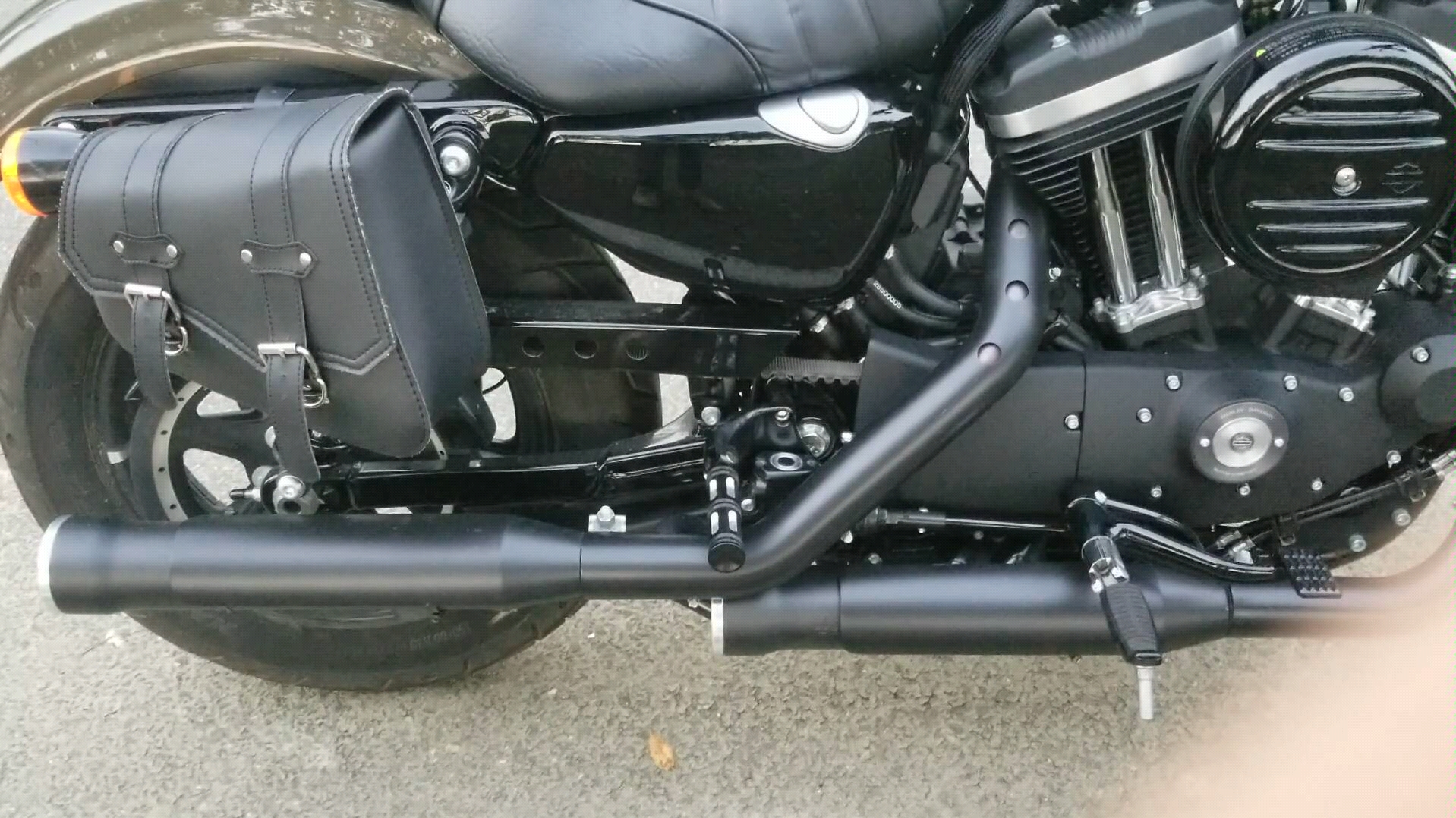 哈雷883n 改装cobra 排气效果