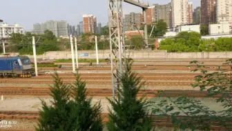 武局南段的HXD1D0013通过
