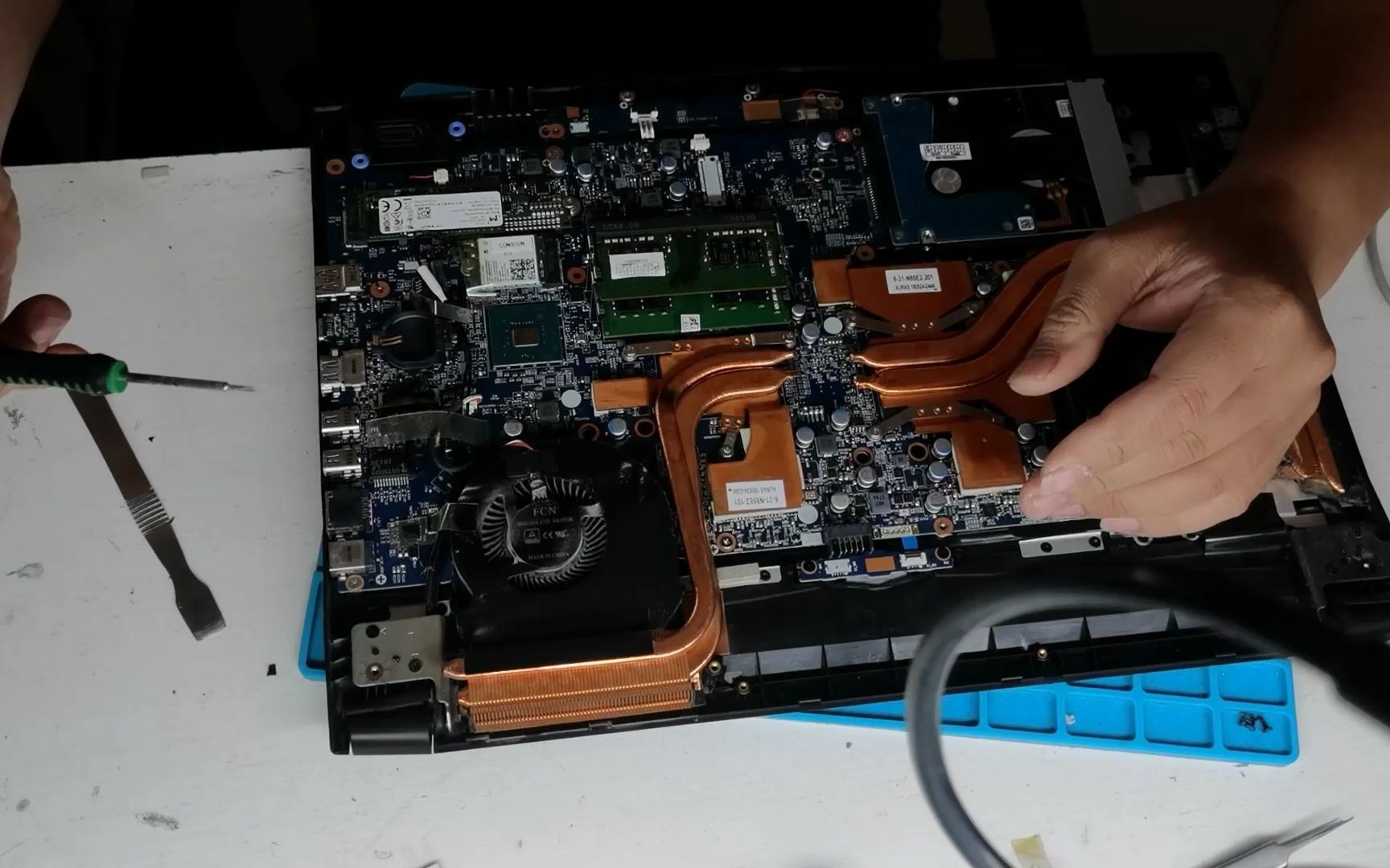 神舟战神z7kp7sc清灰