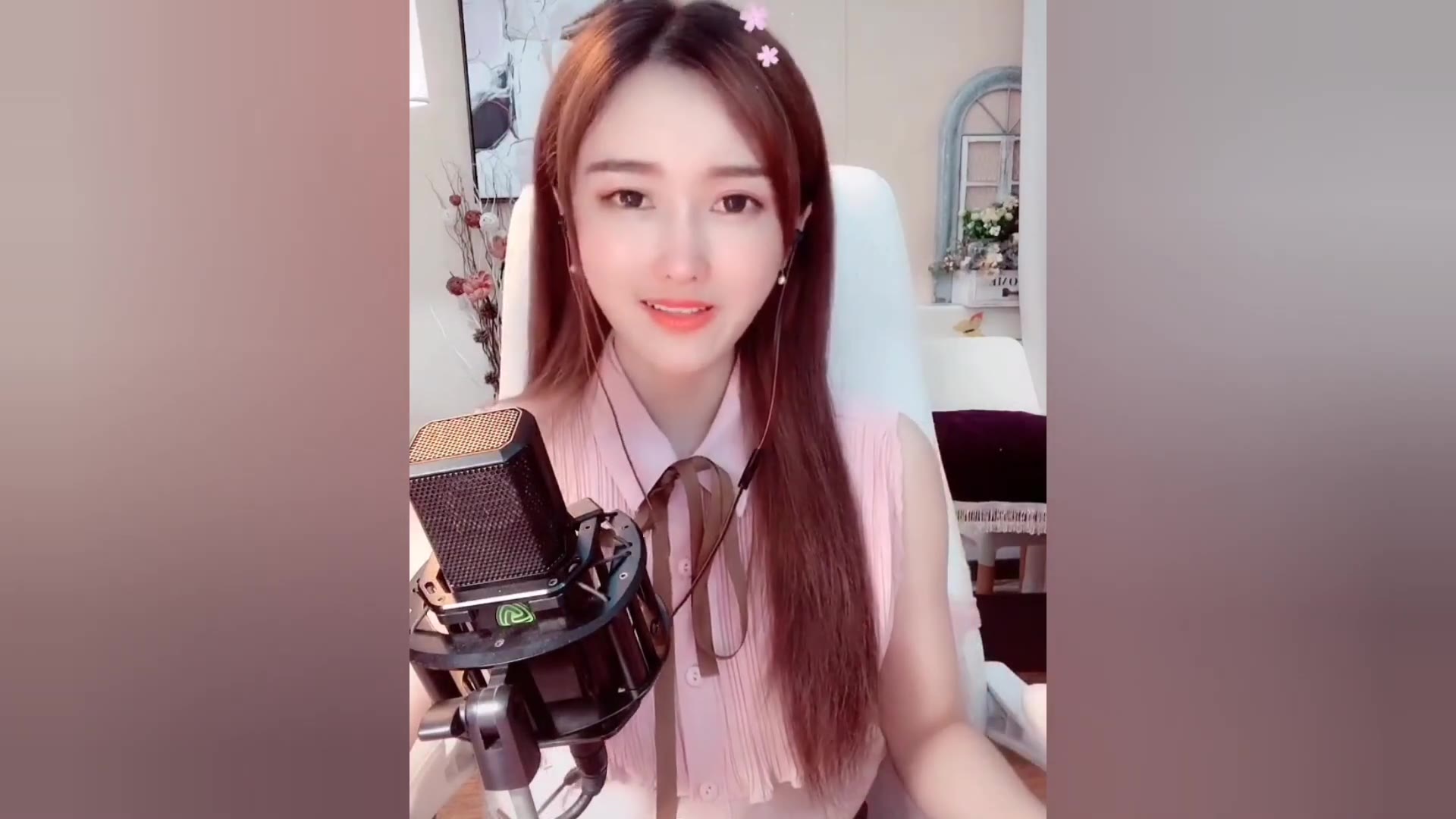 撕夜抖音女神翻唱阿杜的歌曲女生版人漂亮唱歌又好听