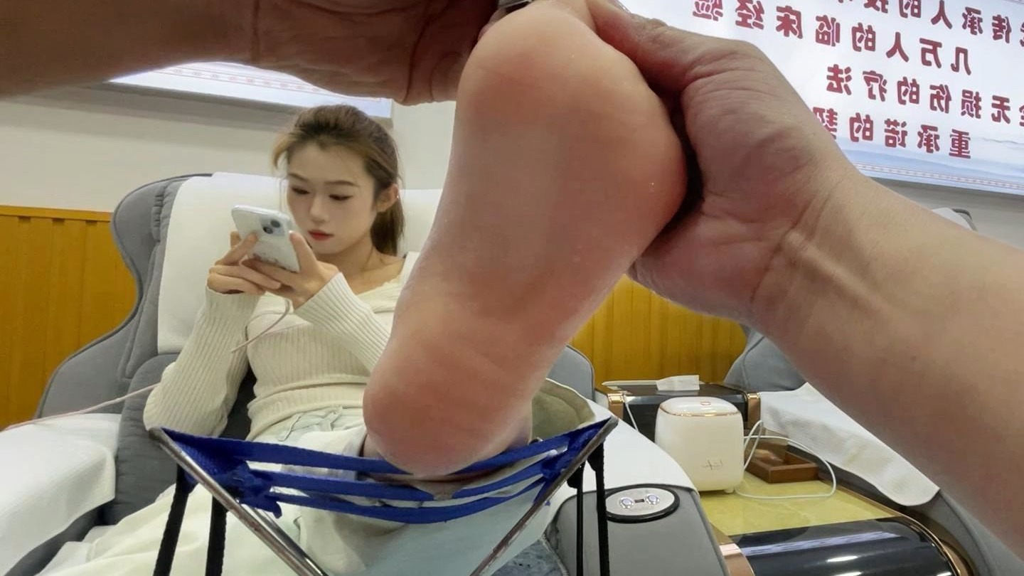 【曹一刀】重生之我在修脚店修脚（第36期）