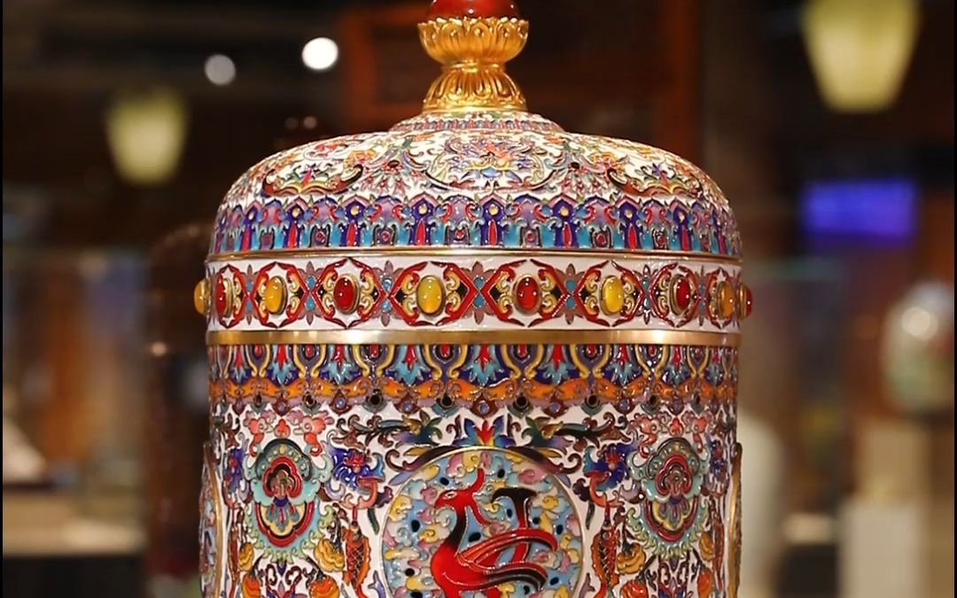 中国工艺美术大师张同禄景泰蓝作品《四方熏》