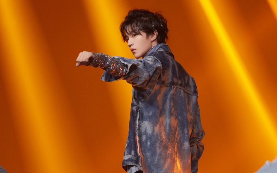 活动  日光旅行七周年演唱会纪录片王俊凯纯享版 认真的男孩子真的