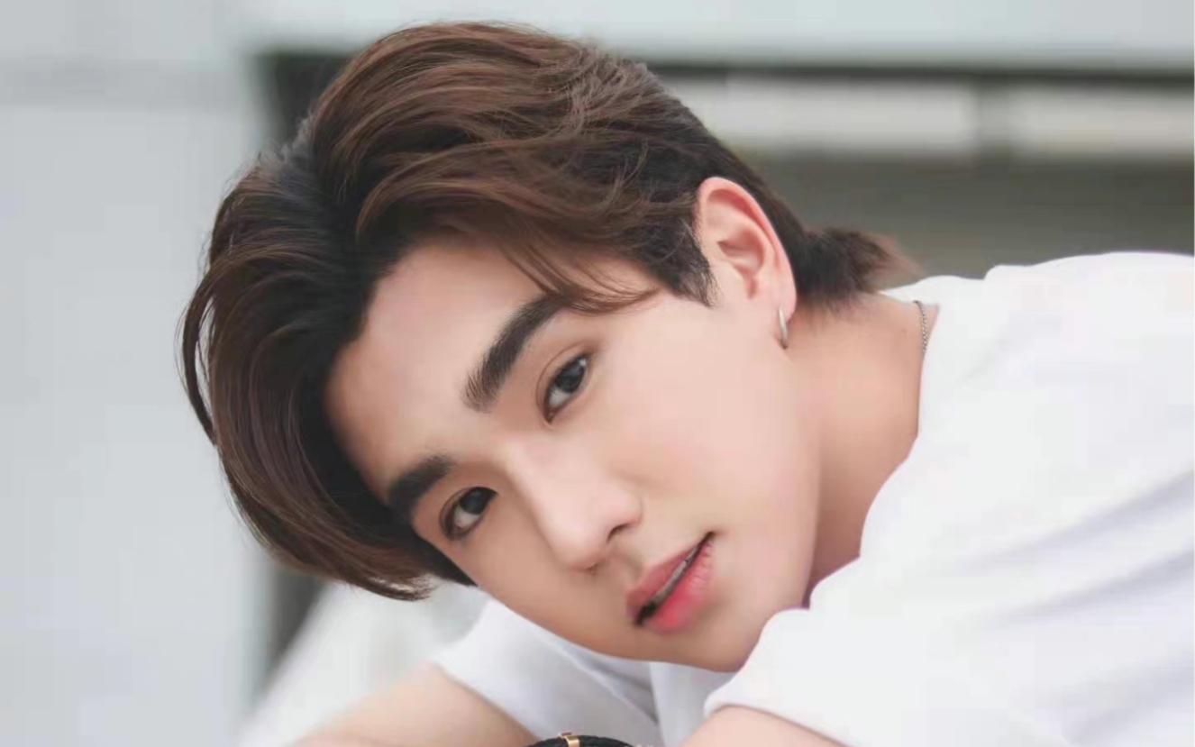 "妻管严"王俊勇小时候这么可爱呢!黄明明也很卡哇伊!