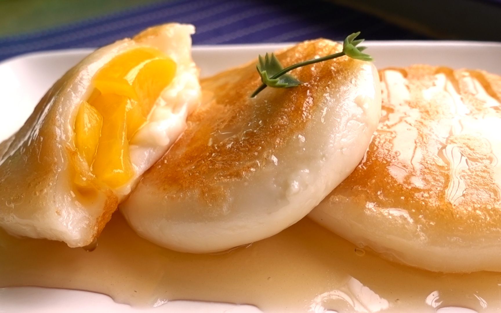 自制让人欲罢不能的露馅糯米饼没有烤箱也能做的家常点心方法简单