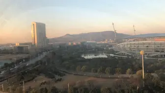 HTML预科-JS变量及数据类型讲解+斐波那契数列编程演示