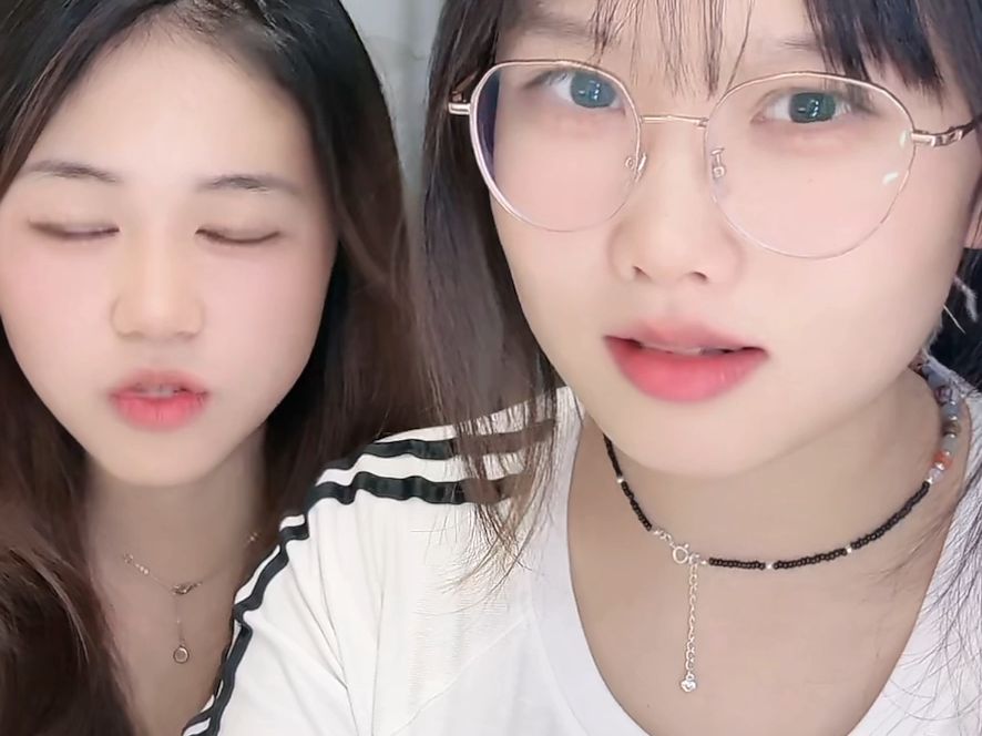 00后 女大学生 微胖 丰满 性感 拉丝 眼镜妹 抖音直播录屏2023_11_28
