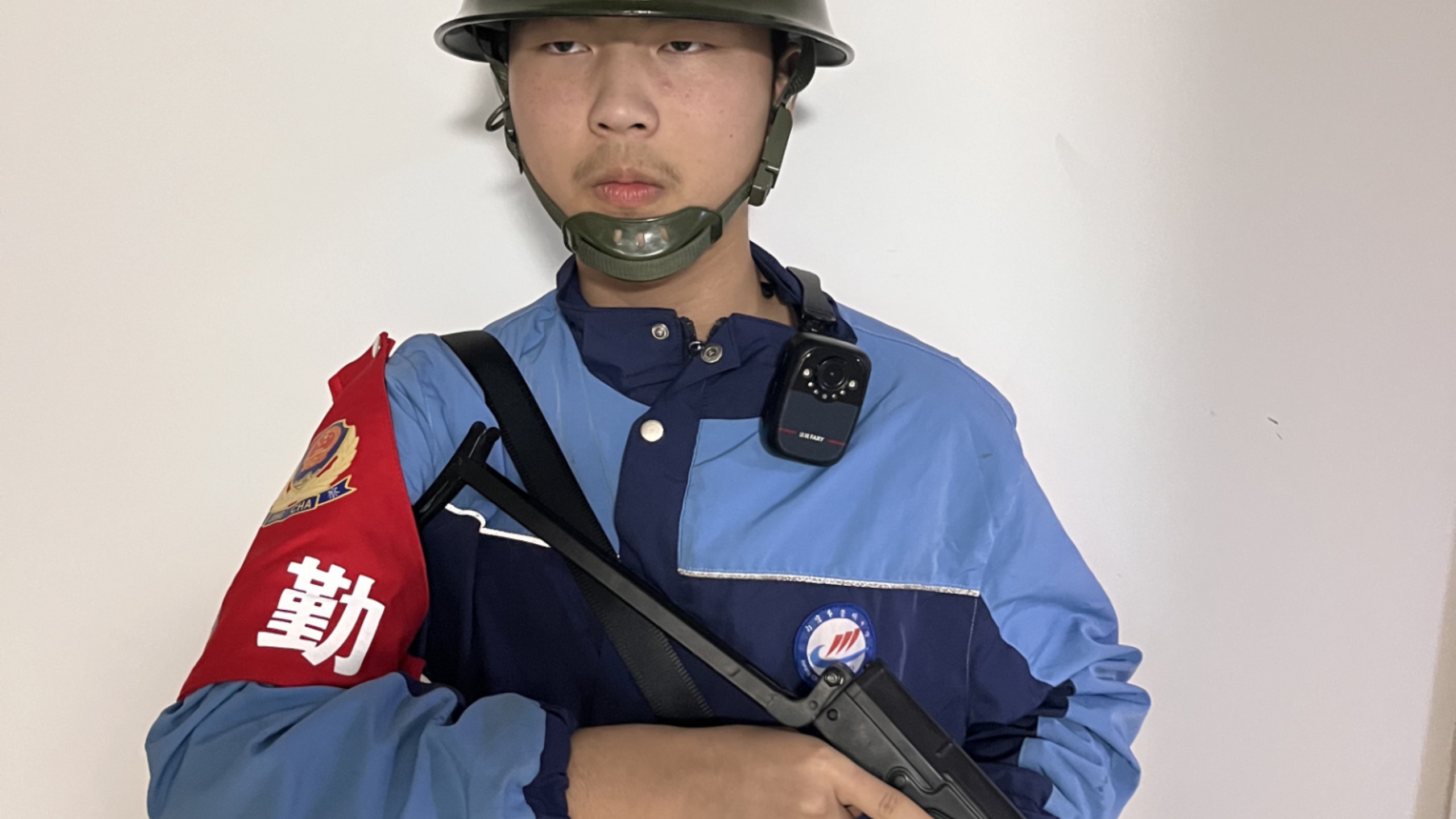 我们学校的学生会be like：