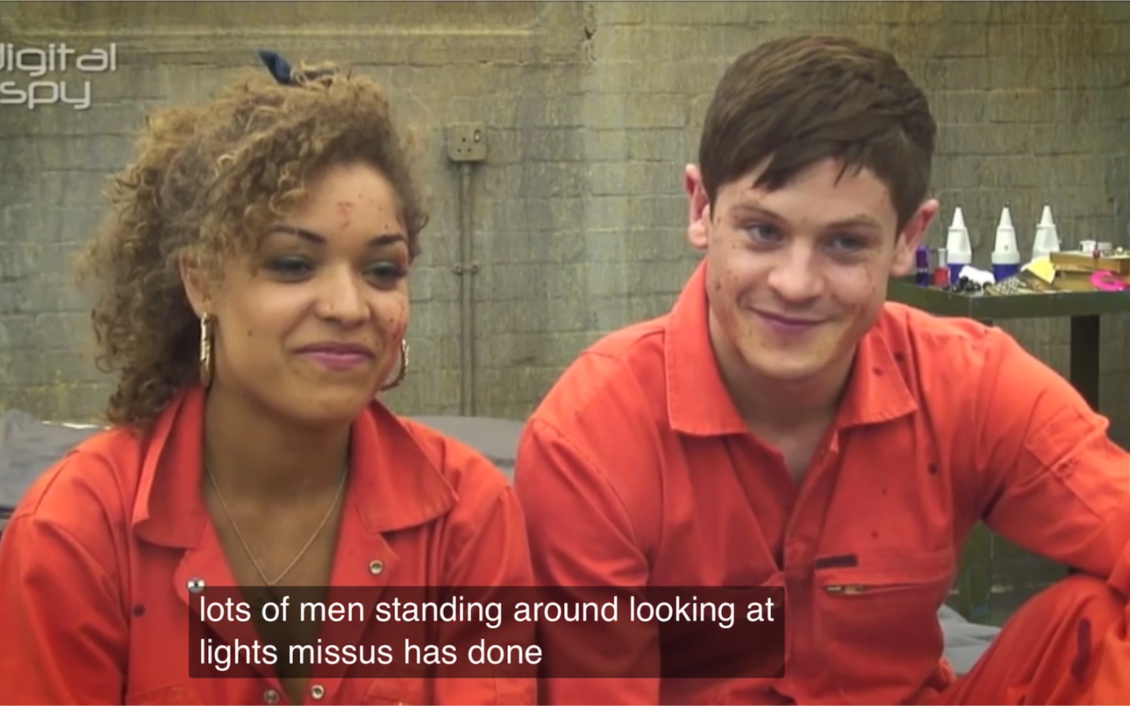 [图]【Misfits】Iwan Rheon小剥皮超能少年采访 Simon&Alisha