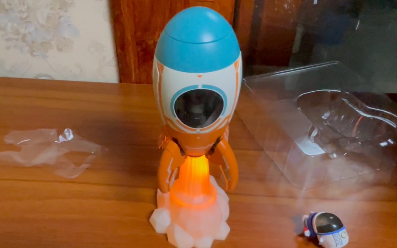 知乎刘看山合金变形火箭玩具开箱_哔哩哔哩_bilibili