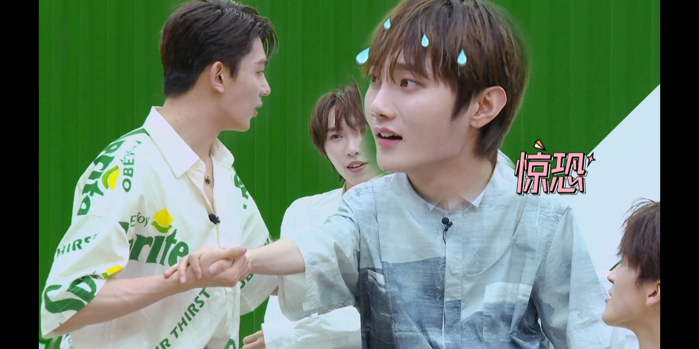 【r1se】wuli大忙内撒娇舞 | "爱河"走起花手不能停_哔哩哔哩 (゜-゜)