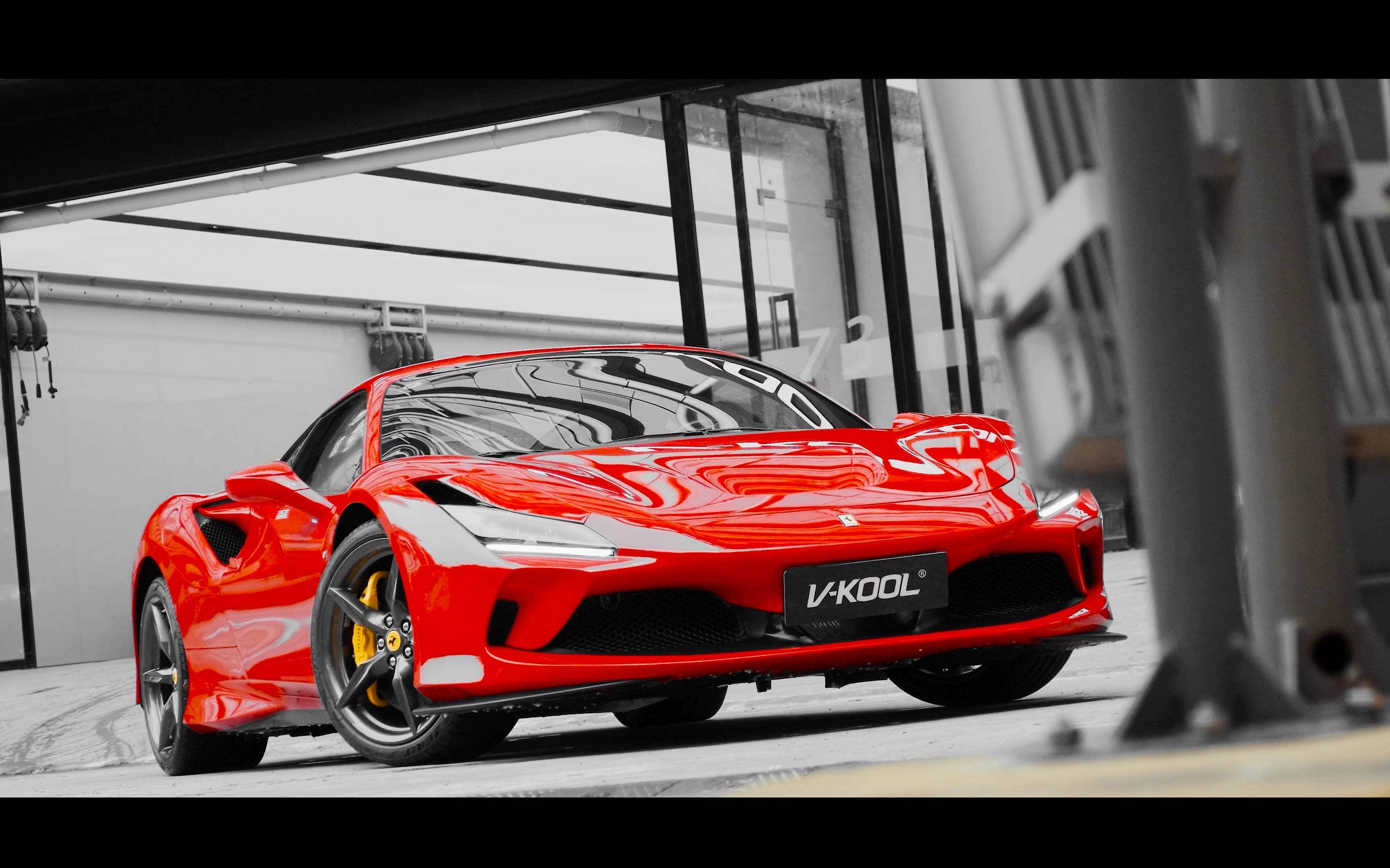 自己拍的第一台法拉利 f8