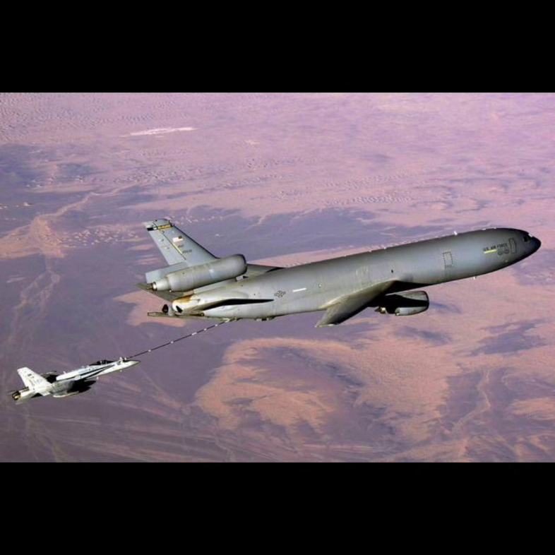 kc-10空中加油机于1978年开始研制,1980年7月12日首次试飞,1981年3月