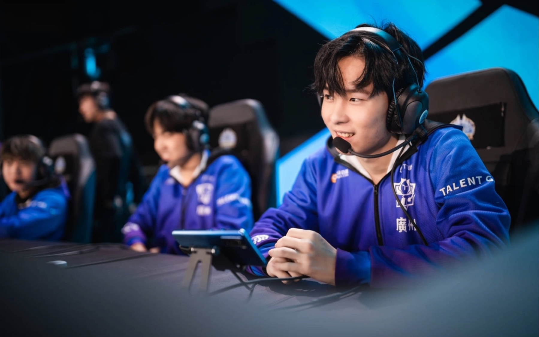 [广州ttg冰尘/钎城/九尾] 210105 中射辅三排(狄仁杰虞姬阿骨朵)_哔哩