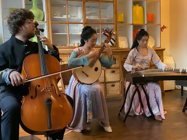 中西乐器合奏《卡农》古筝,中阮,大提琴 480p(标清)