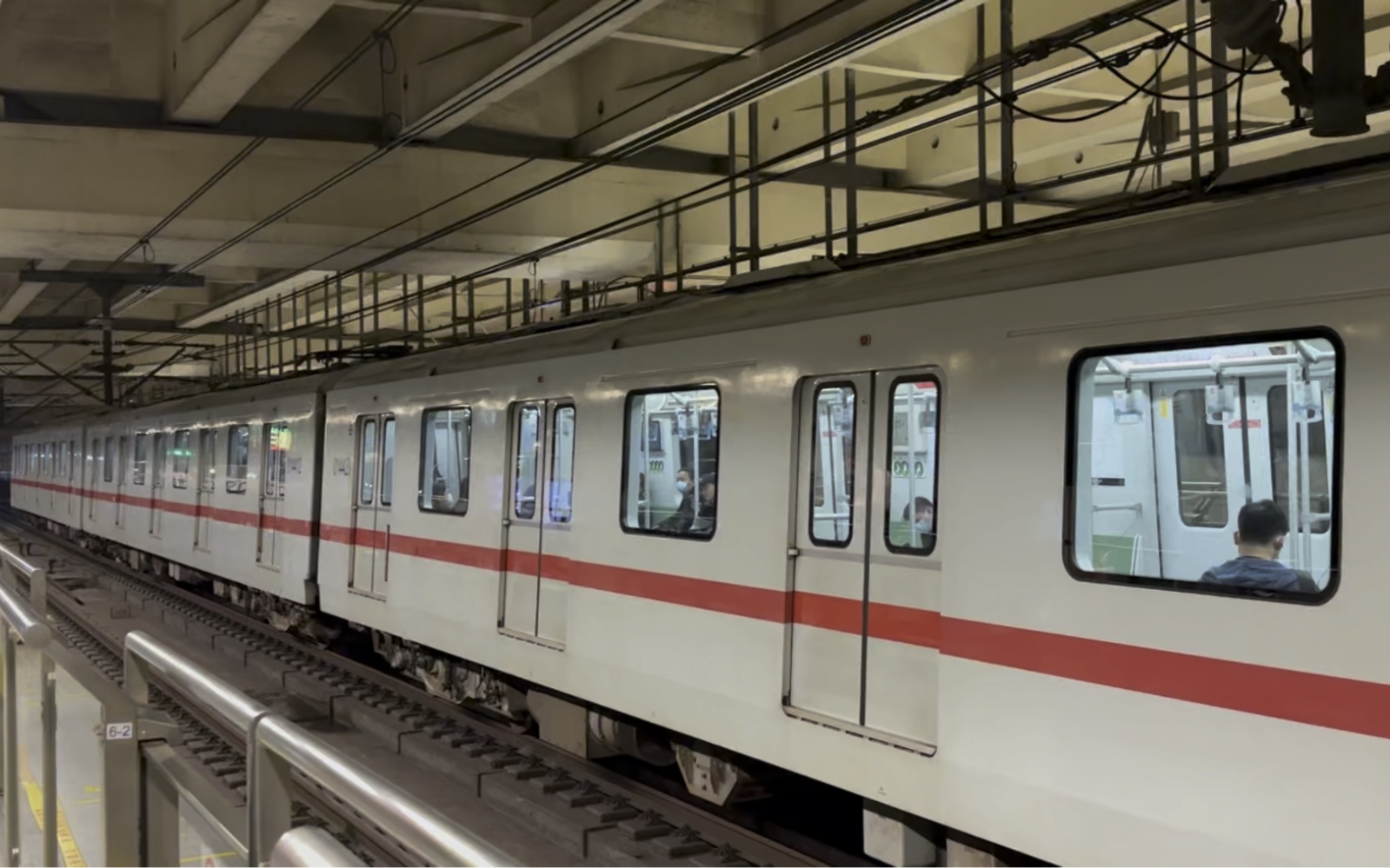 【上海地铁】01a02伪八二世112彭浦新村出站