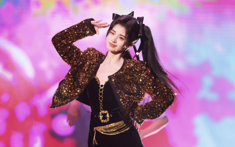 【鞠婧祎】16年——23年跨年夜造型汇总