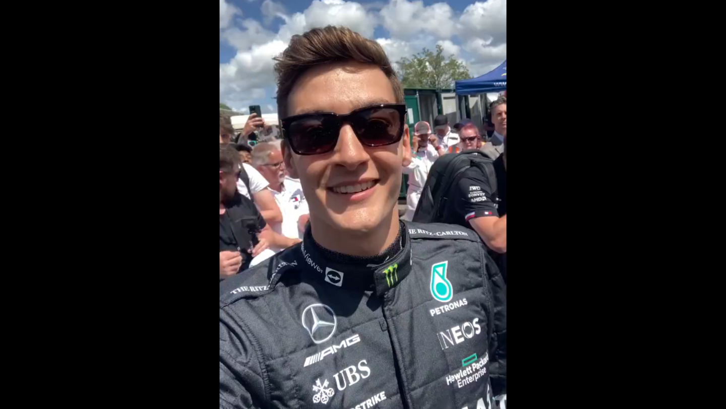 乔治拉塞尔驾驶2019款奔驰f1赛车驰骋古德伍德速度节