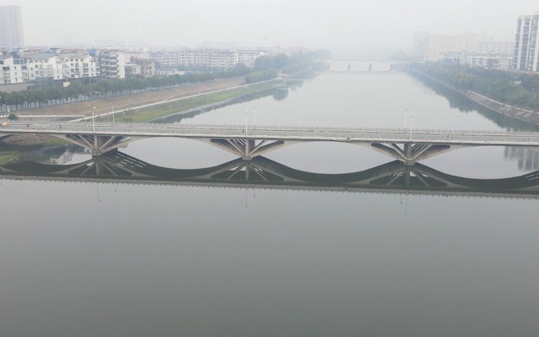 承载着随州一湖两岸几十年的(19水)二桥开始拆除重建了