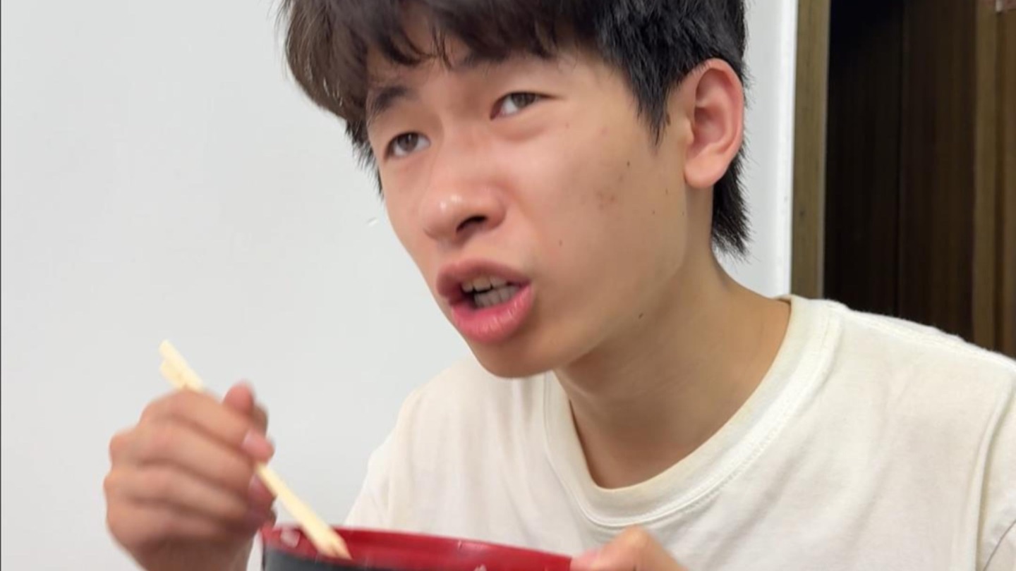 有个魔王护的哥哥