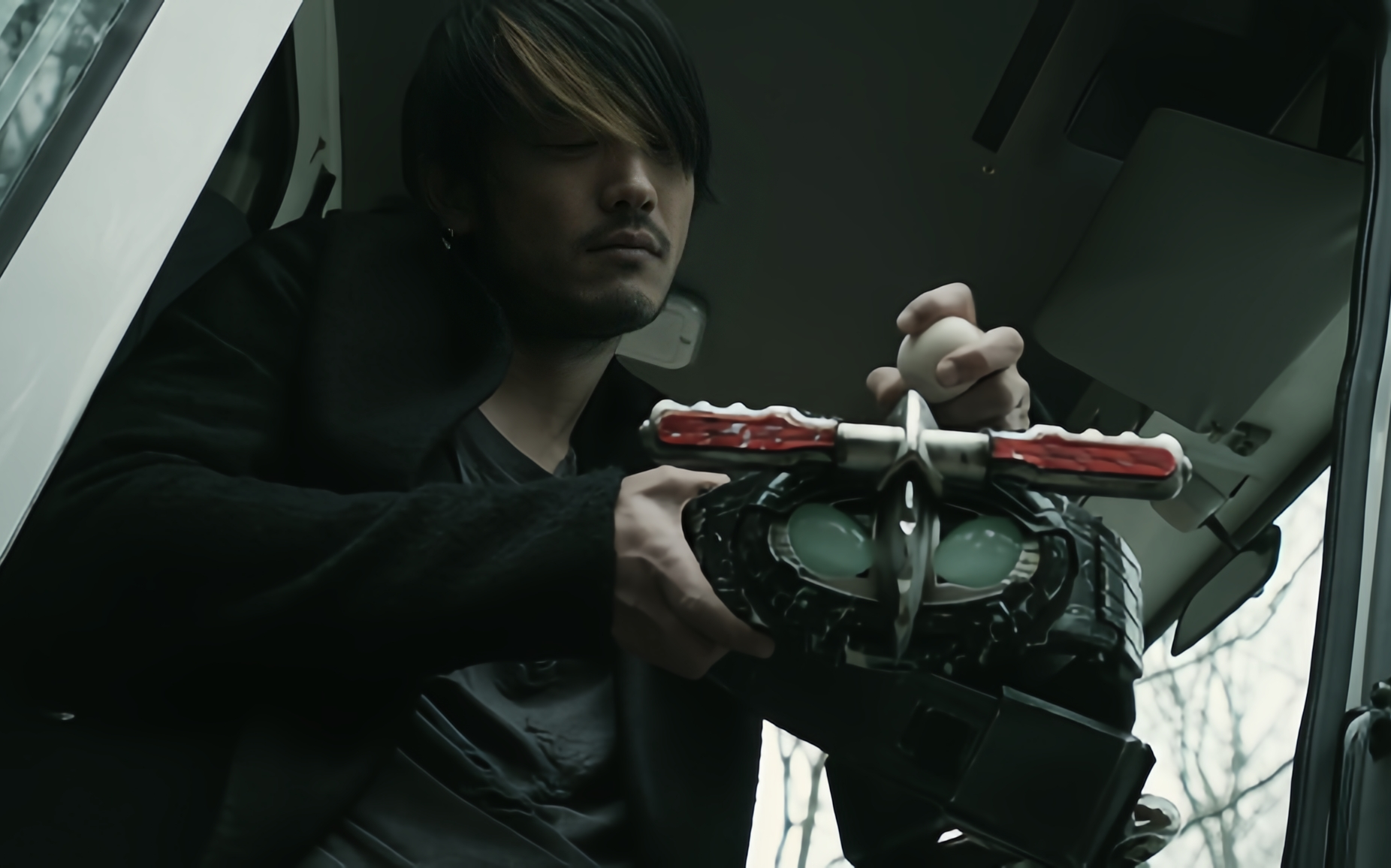 横跨三大特摄的仁叔,演过假面骑士和奥特曼,更是父慈子孝的代表