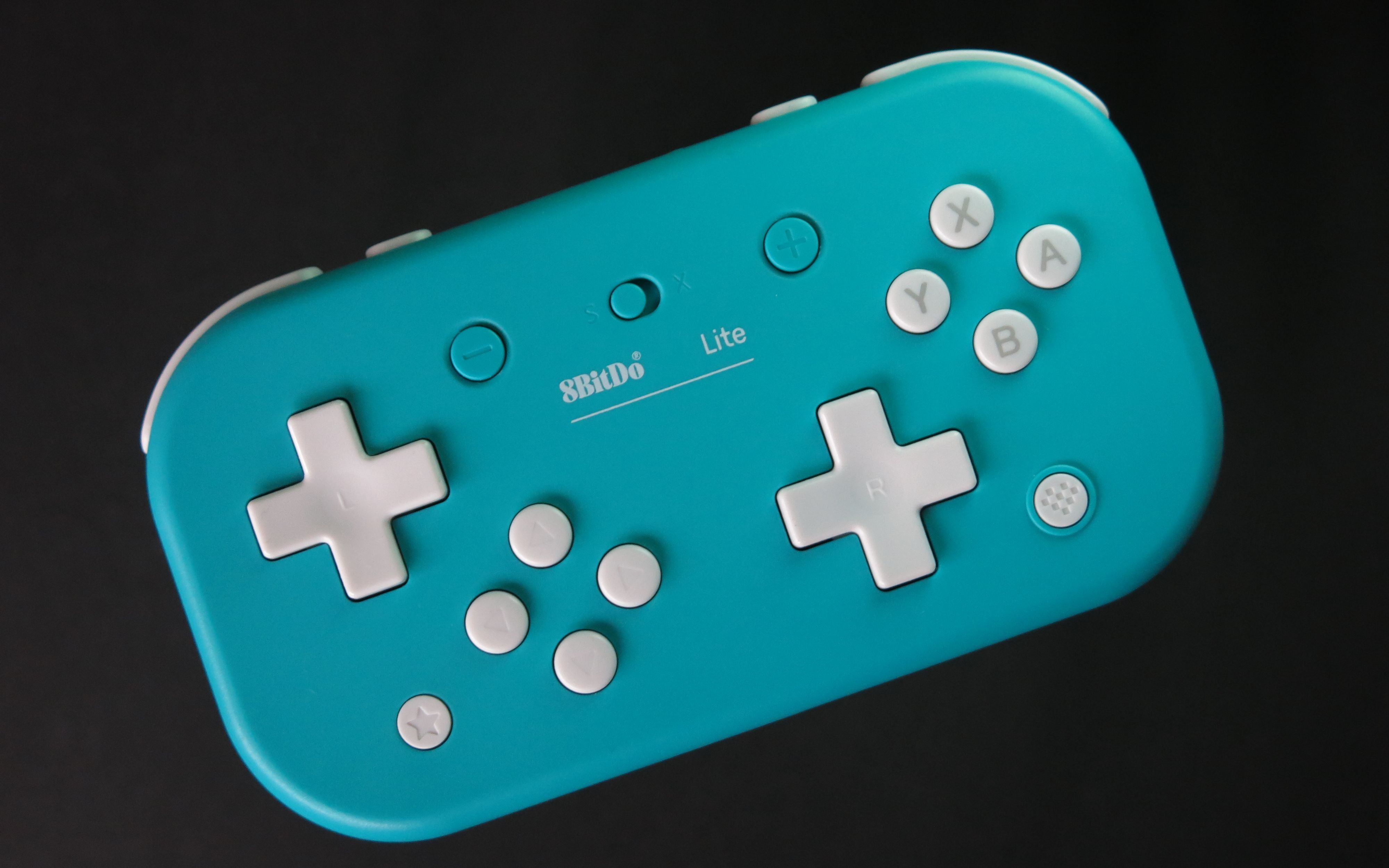 手柄指南八位堂lite一款便携的蓝牙手柄switch可用外加手残玩怪物猎人