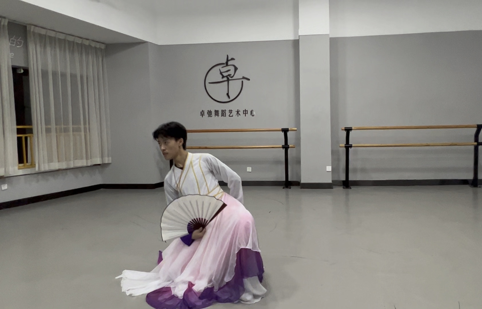 播音专业才艺展示 纸扇书生片段