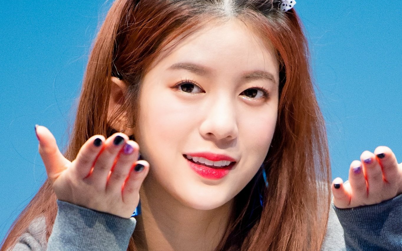 【daisy柳贞安】180714  baam>直拍