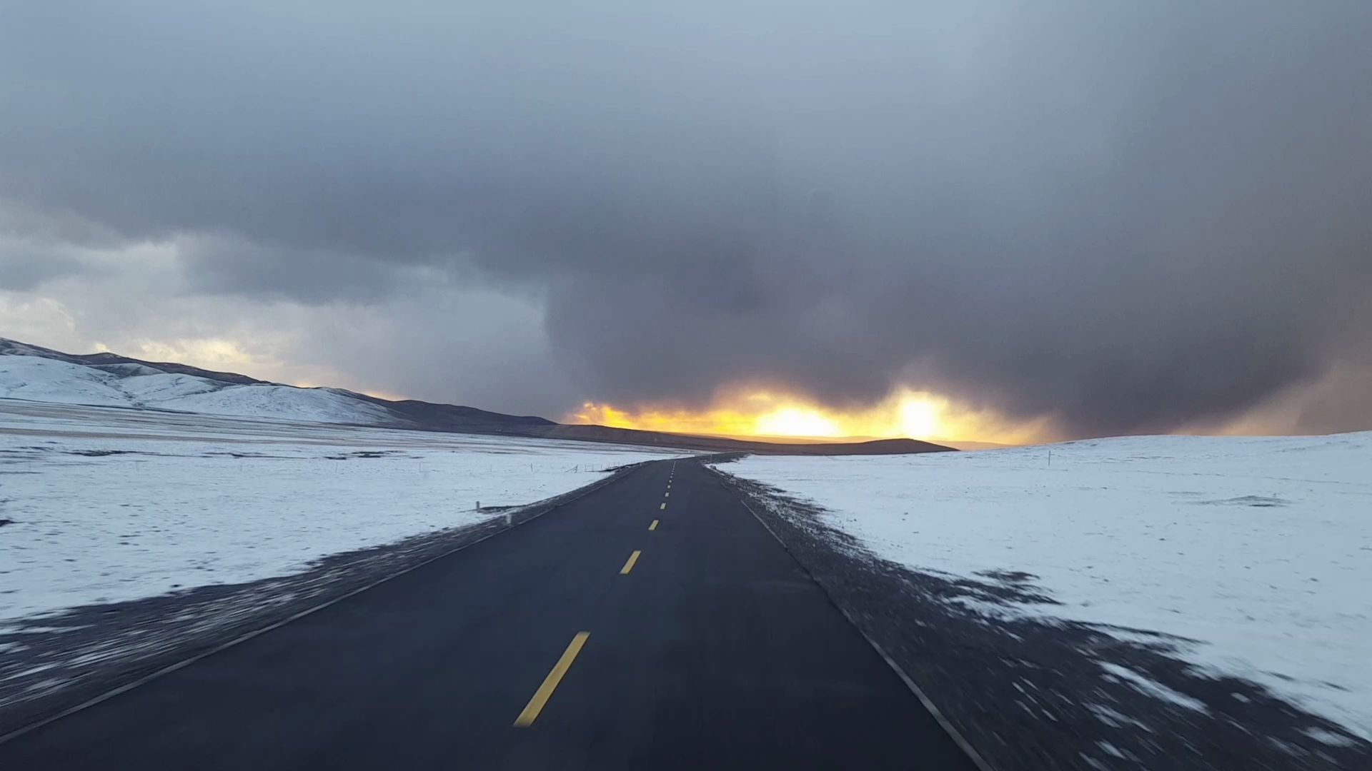 [图]西藏—青海，可可西里和三江源，晚霞与雪