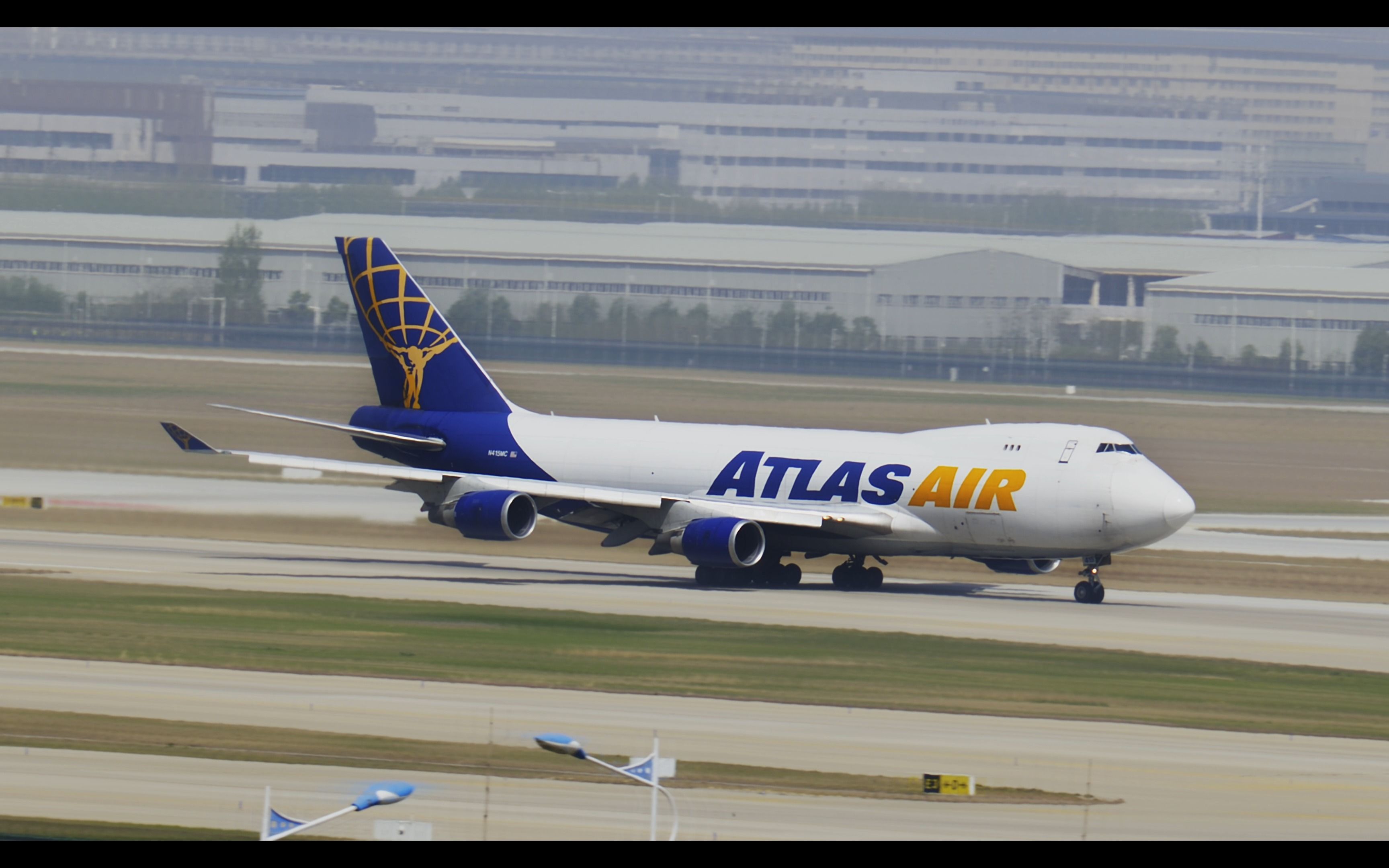 亞特拉斯航空n415mc 波音747-400起飛