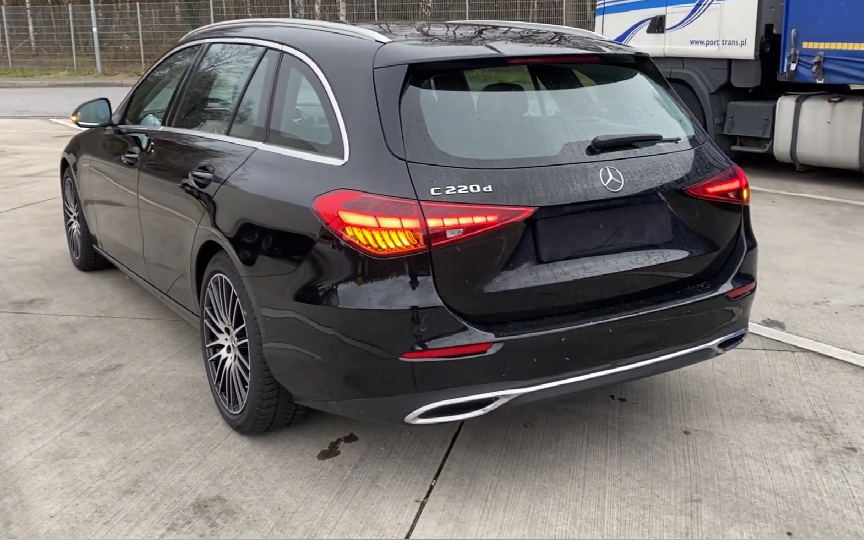 2022款奔驰c级(进口) c220d旅行版 外观和内饰细节