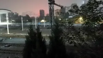 T246次列车的出发机HXD1D0006武局南段通过
