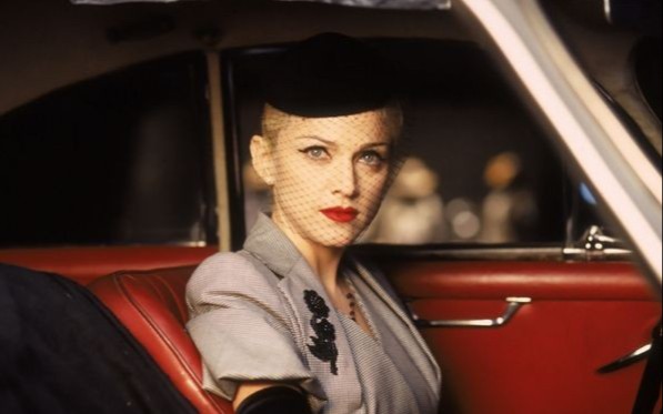 麦当娜madonnaawsl美哭了madonnatakeabowbrollouttakes