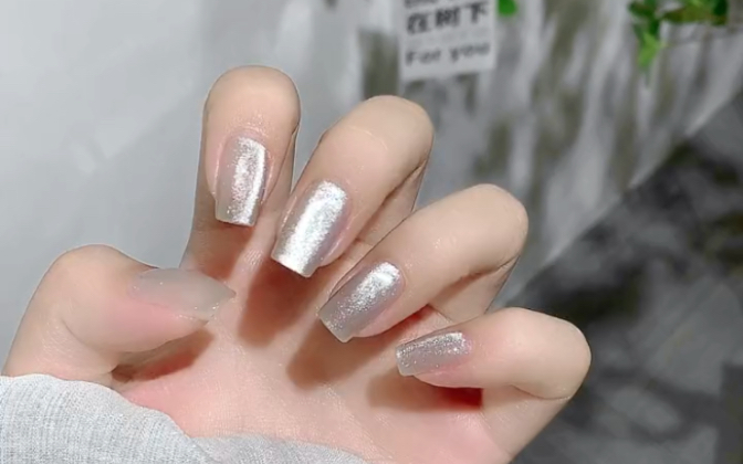 镜面瓷白猫眼真是又闪又亮#超好看的美甲#仙女必备#美甲款式推荐#高级