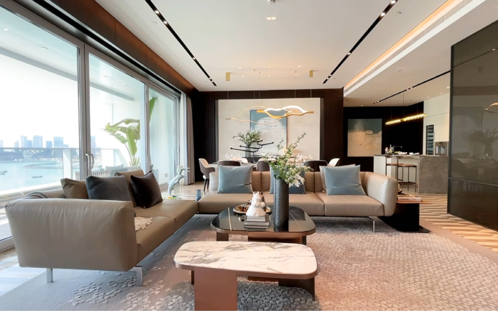 实拍:深圳湾海景大平层,350平豪宅,景观绝美,一定不能错过,你喜欢吗