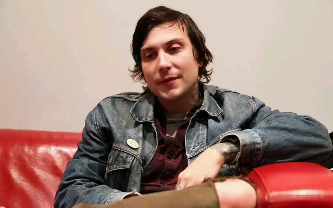 【frank iero】christmas memory(字幕版)_哔哩哔哩_bilibili