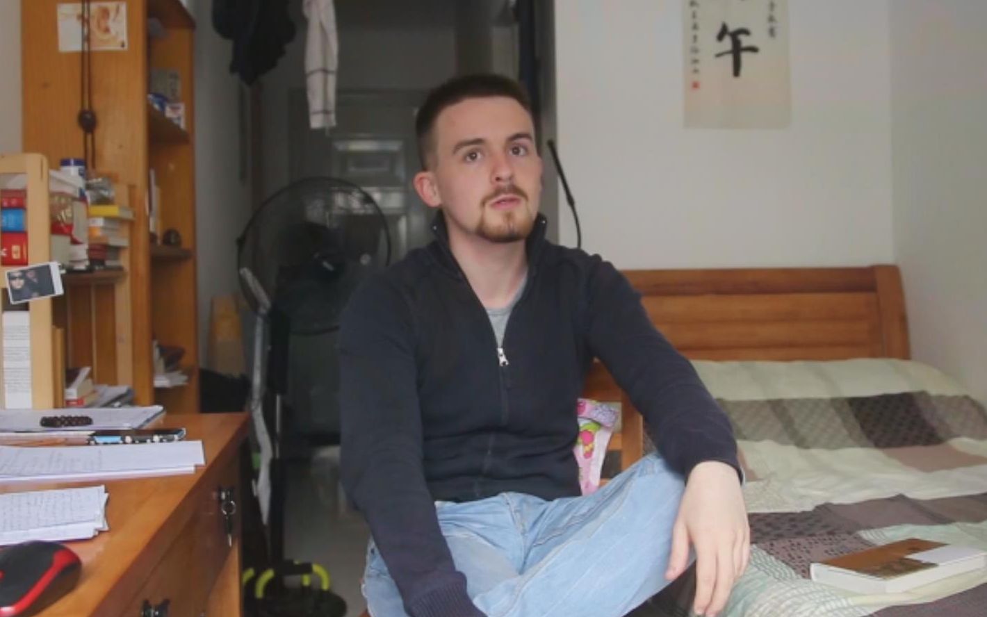 大学时期纪录片法国人在武汉