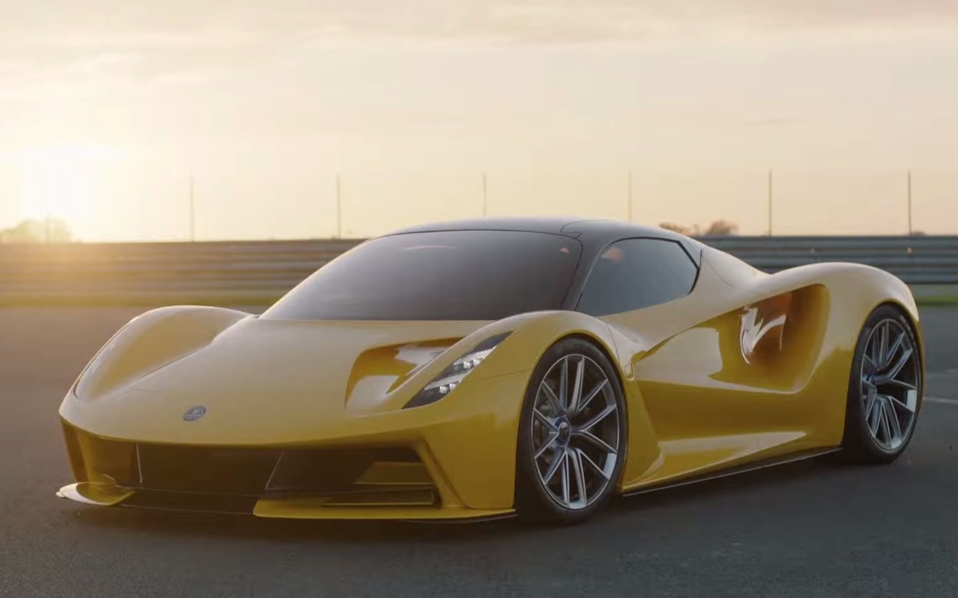 2022 lotus emira: first look 路特斯莲花emira 首发近距离细节_哔哩